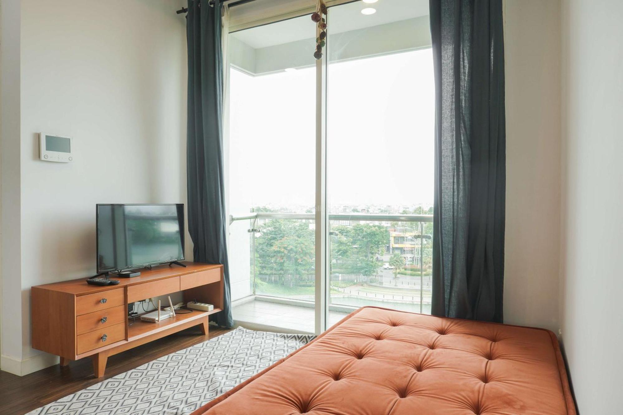 And Homey 1br At Citralake By Travelio Apartemen *